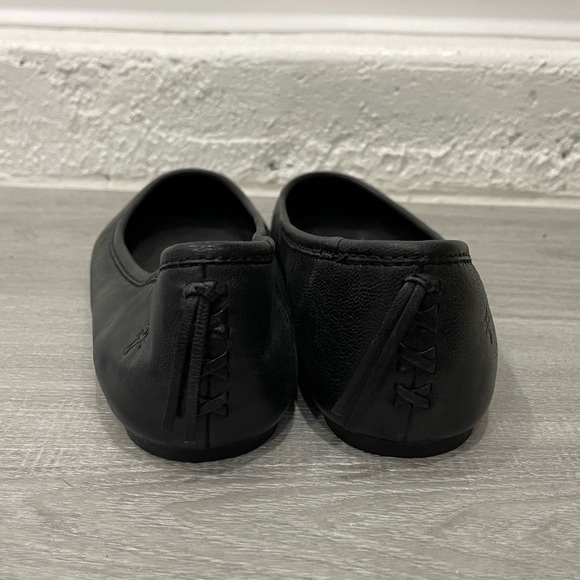 Frye Regina Ballet Flat Black Italian Leather Pointed Toe Tassel Back Size 6.5 - Picture 4 of 8